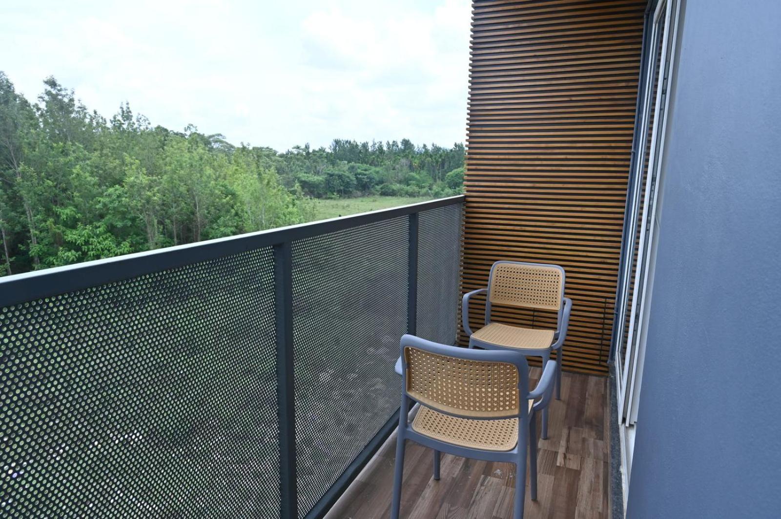 Hometown Sharu'S Inn A Luxury Hotel Chikmagalūr Екстериор снимка
